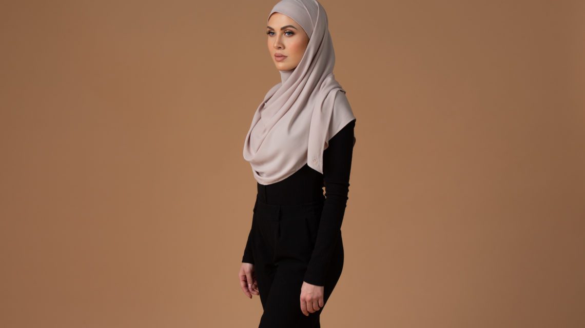 Hijab innovant, bonnet intégré, tout en un