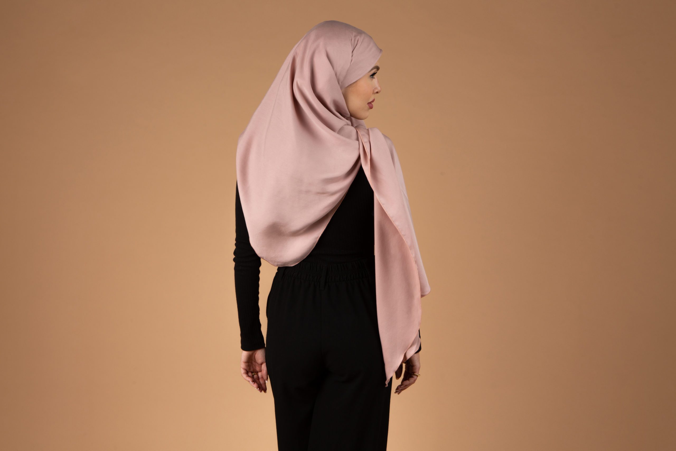 Hijab innovant, bonnet intégré, tout en un