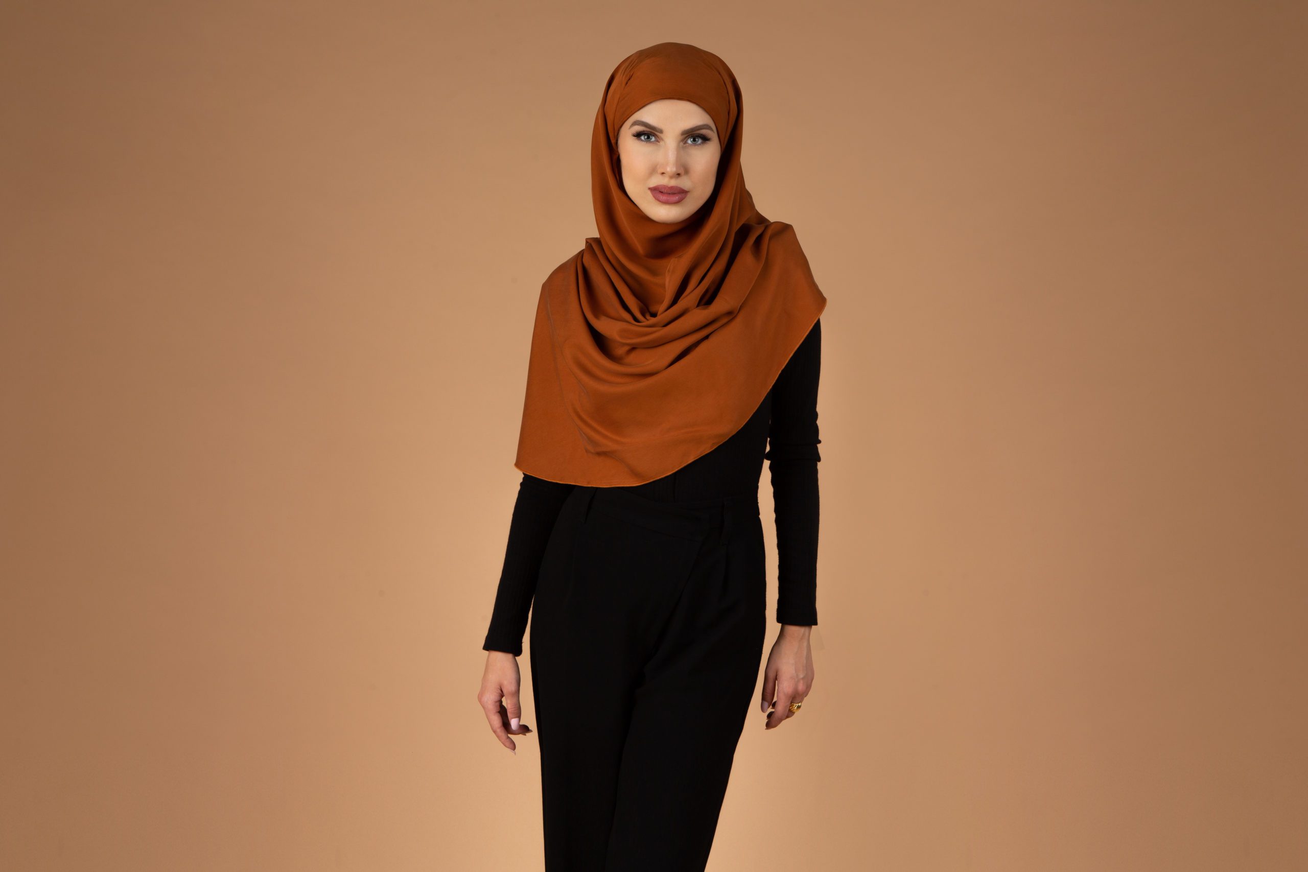 Hijab innovant, bonnet intégré, tout en un