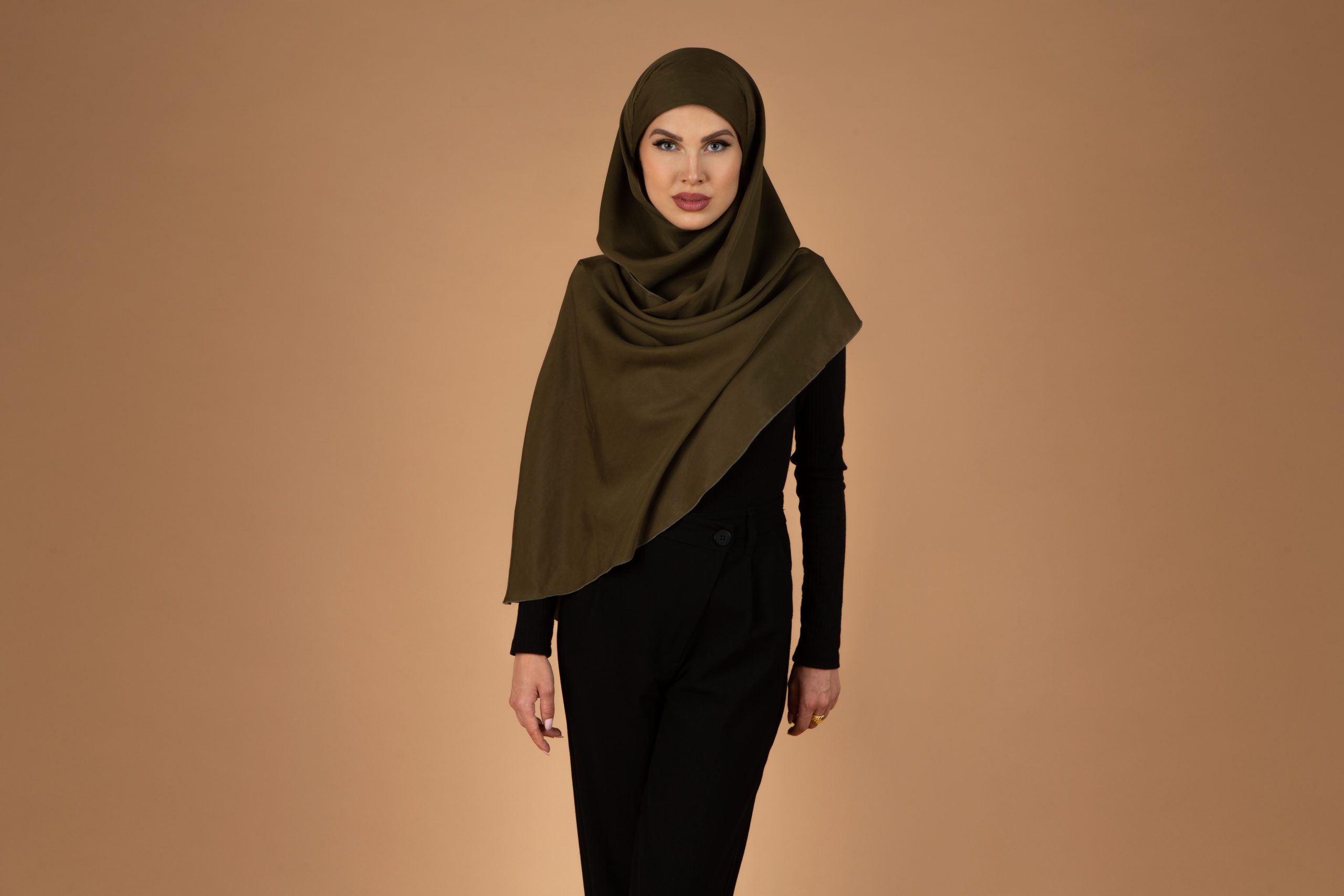 Hijab innovant, bonnet intégré, tout en un