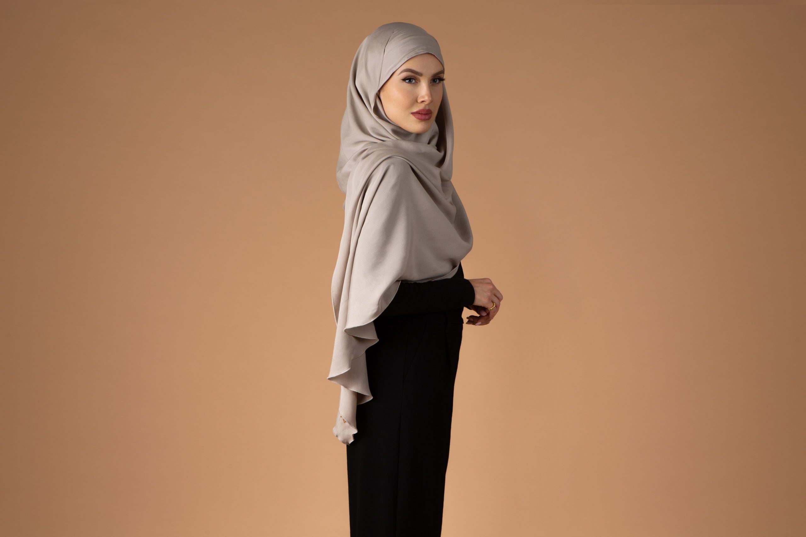 Hijab innovant, bonnet intégré, tout en un
