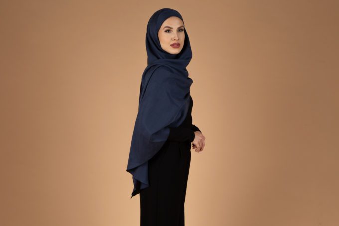 Coffret Ecrin BEDOUINE BLEU MARINE Hijab innovant, bonnet intégré, tout en un