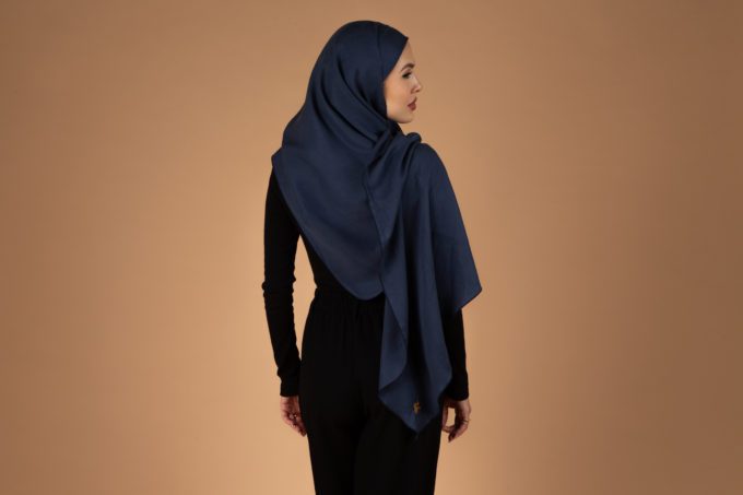 Coffret Ecrin BEDOUINE BLEU MARINE Hijab innovant, bonnet intégré, tout en un