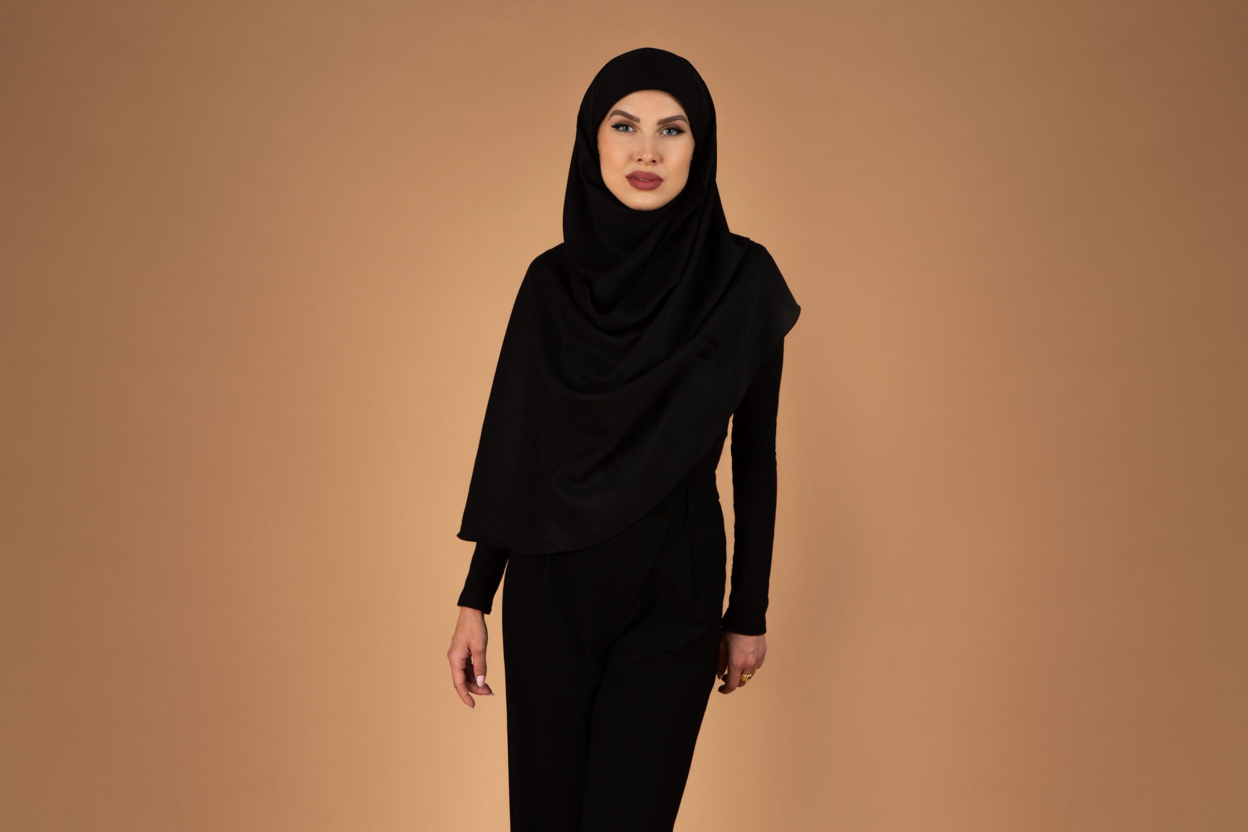 Hijab innovant, bonnet intégré, tout en un