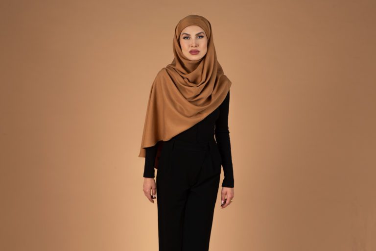 Hijab innovant, bonnet intégré, tout en un