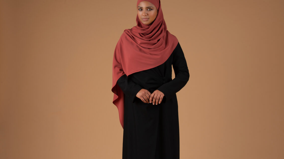 Hijab innovant, bonnet intégré, tout en un